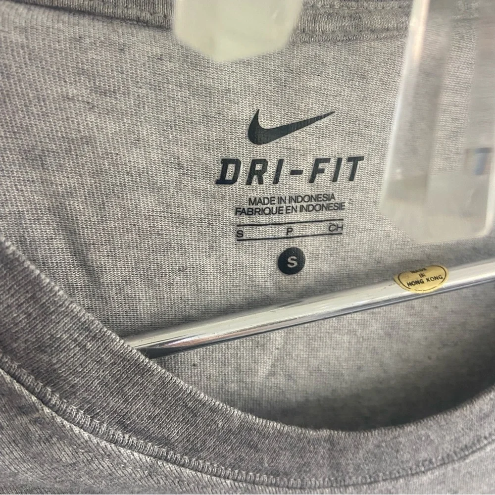 3/$25 Nike Women's Gray Tee‎ with Orange Princeton Crew Print S